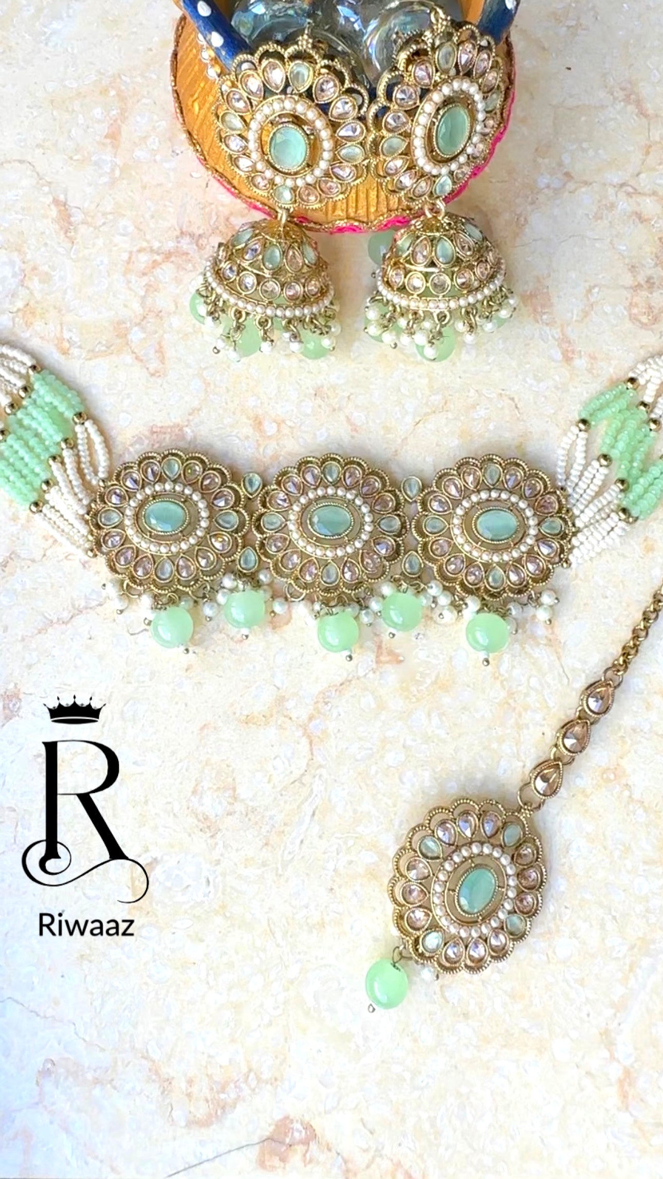 Jeeya - Choker Set