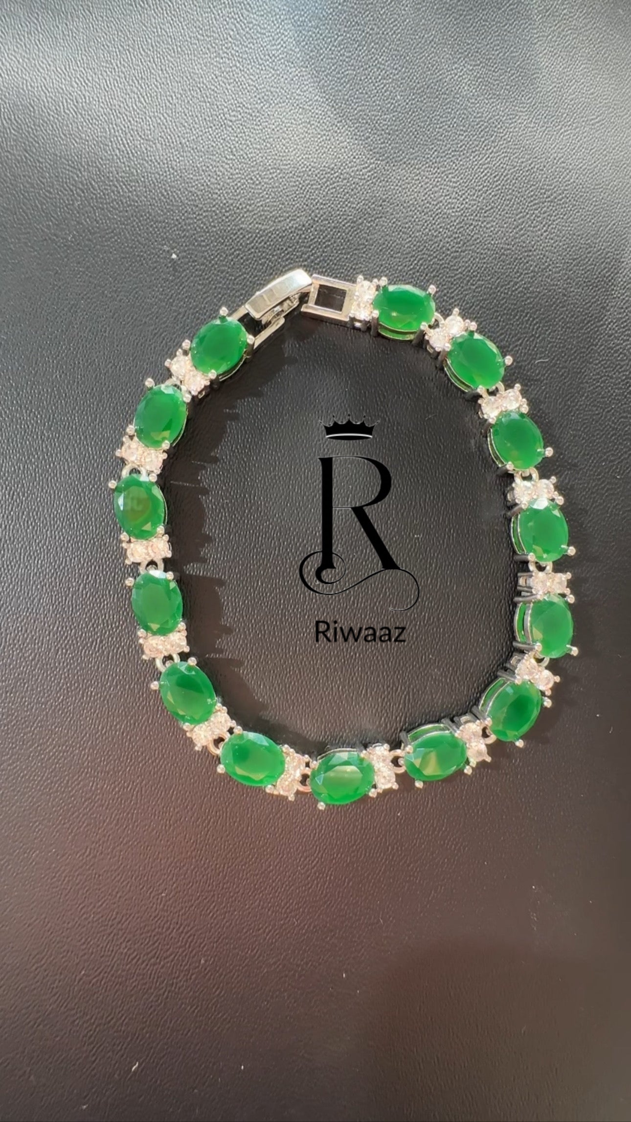 Jiyana - AD bracelet