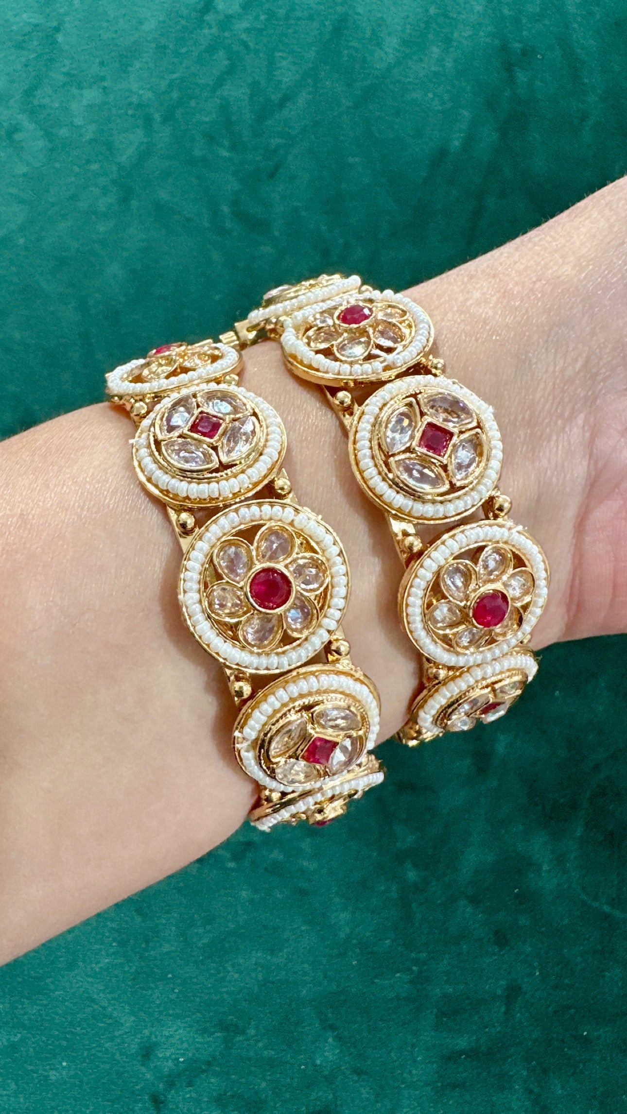 Bipasha Gold Look Kangan/Kada Set Antique