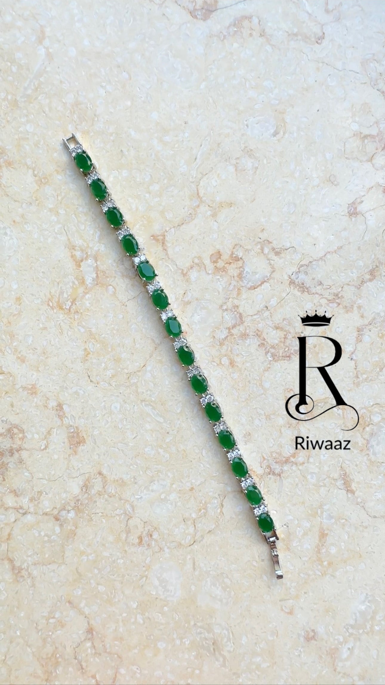 Jiyana - AD bracelet