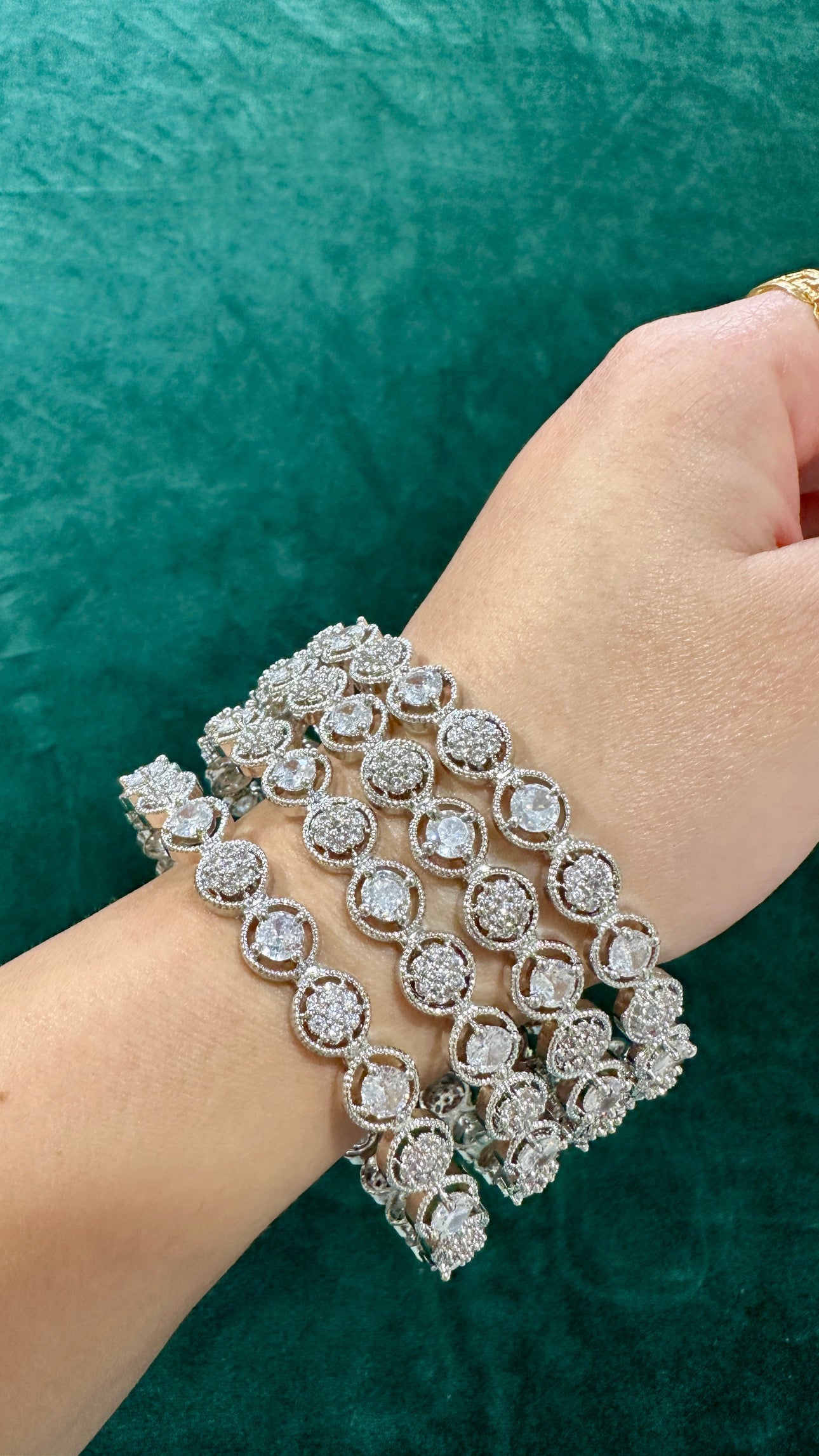 Inaya AD Bangle/Kangan Set