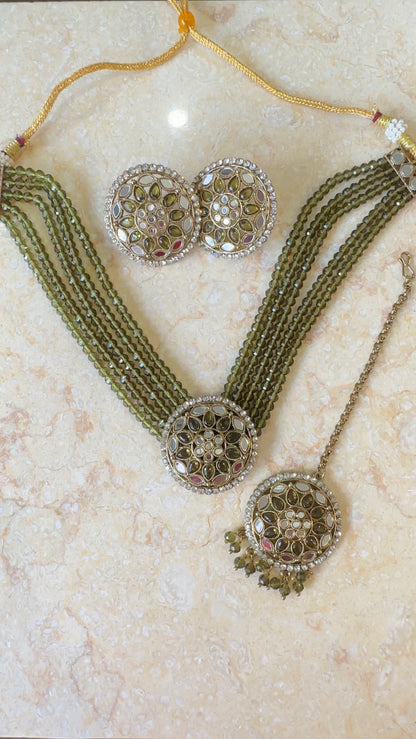 Asha - Chocker Set