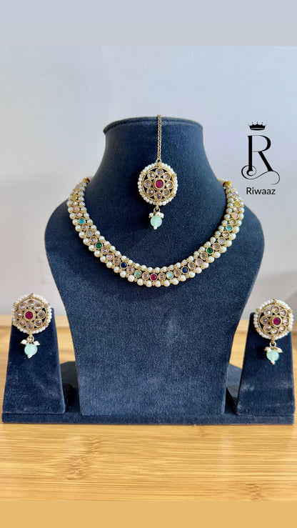 Aiza- Choker Set