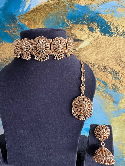 Aruna- Gold plated Chocker Set