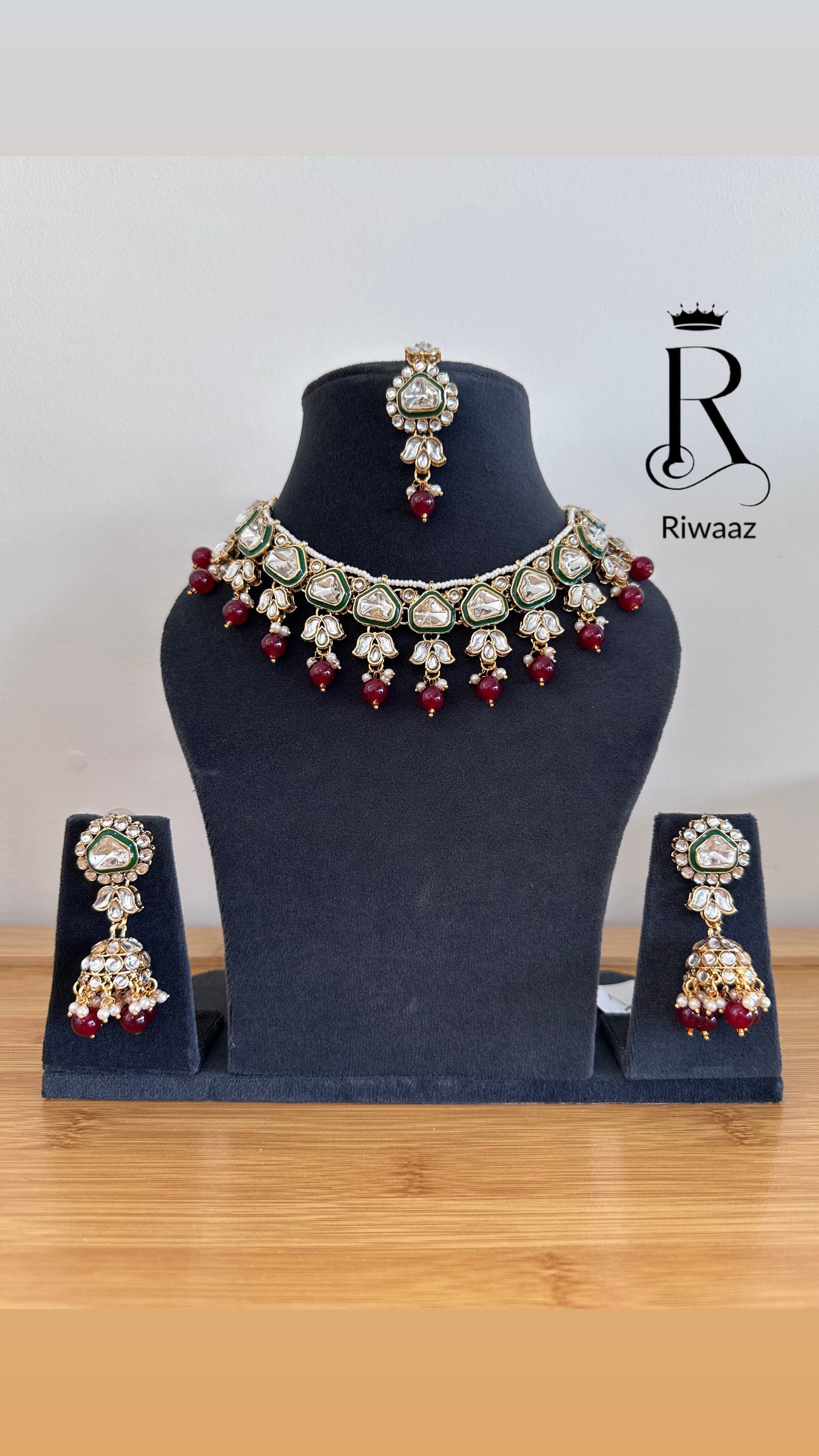 Asha - Chocker Set