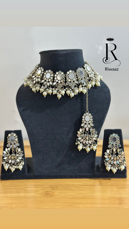 Kruti - Mirror Choker set