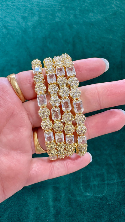 Divya AD Bangle/Kangan Set