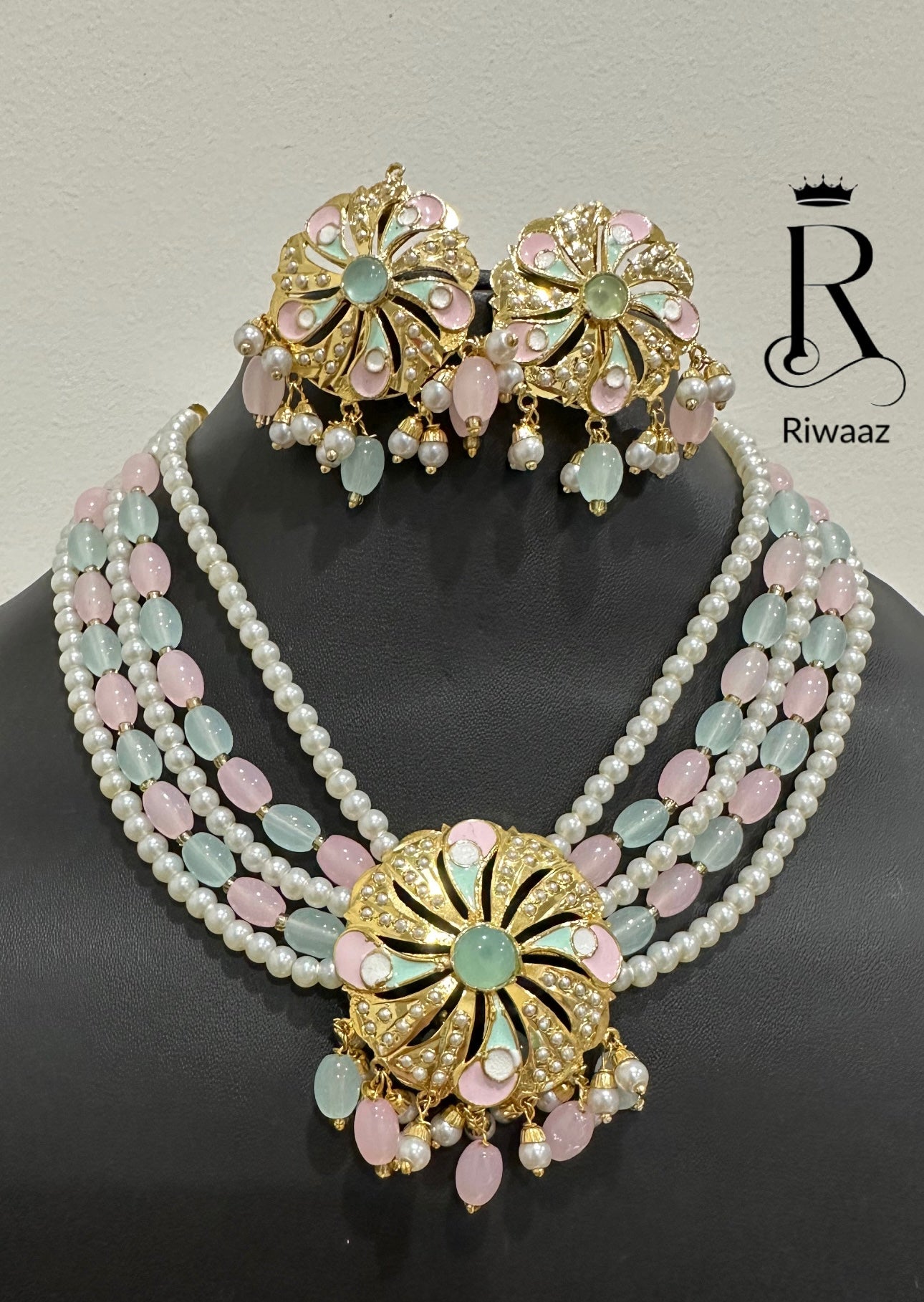 Sukh- jadau Chocker Set