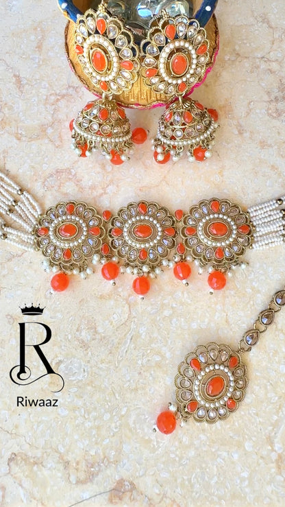 Jeeya - Choker Set