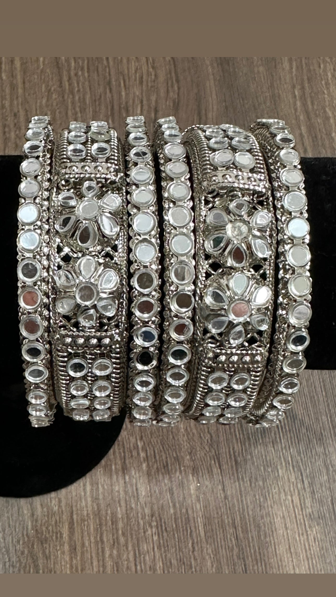 Dipa Bangle set