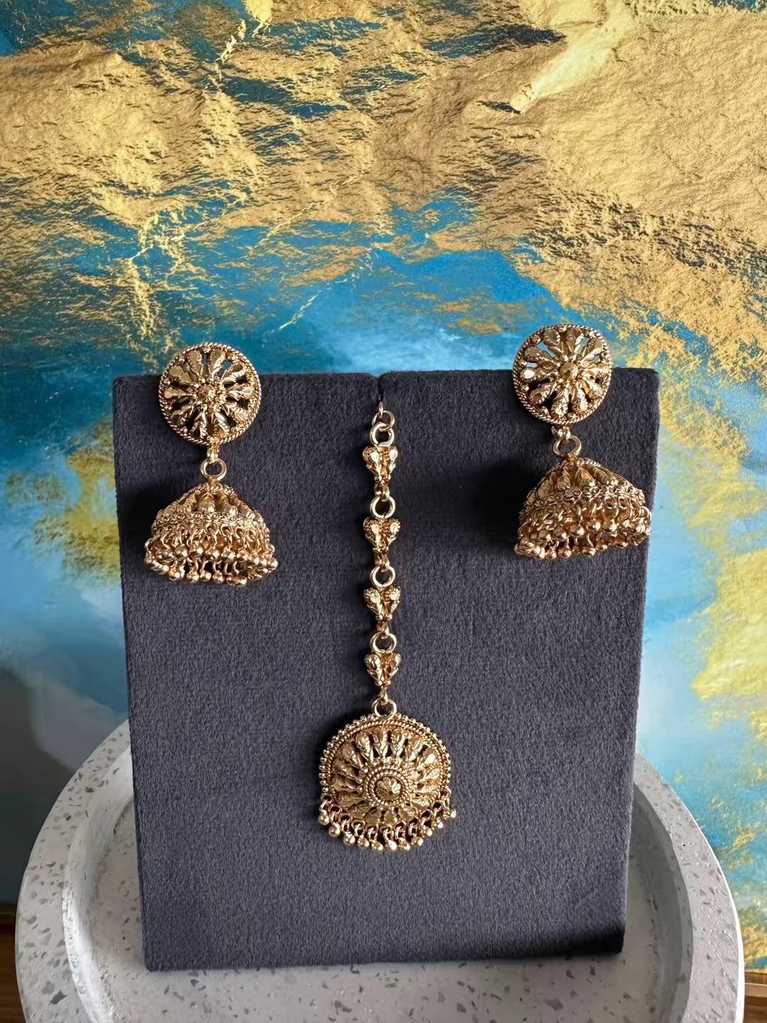 Aruna- Gold plated Chocker Set