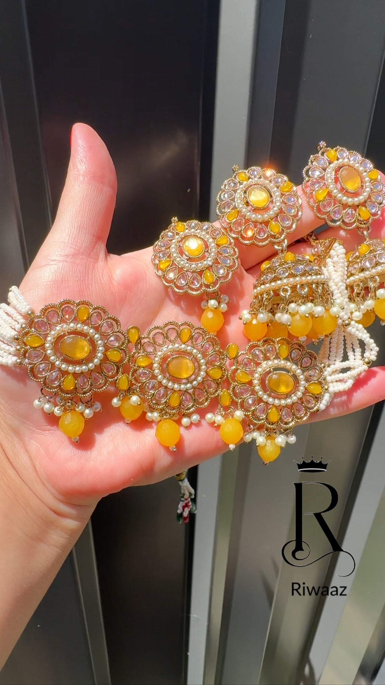 Jeeya - Choker Set