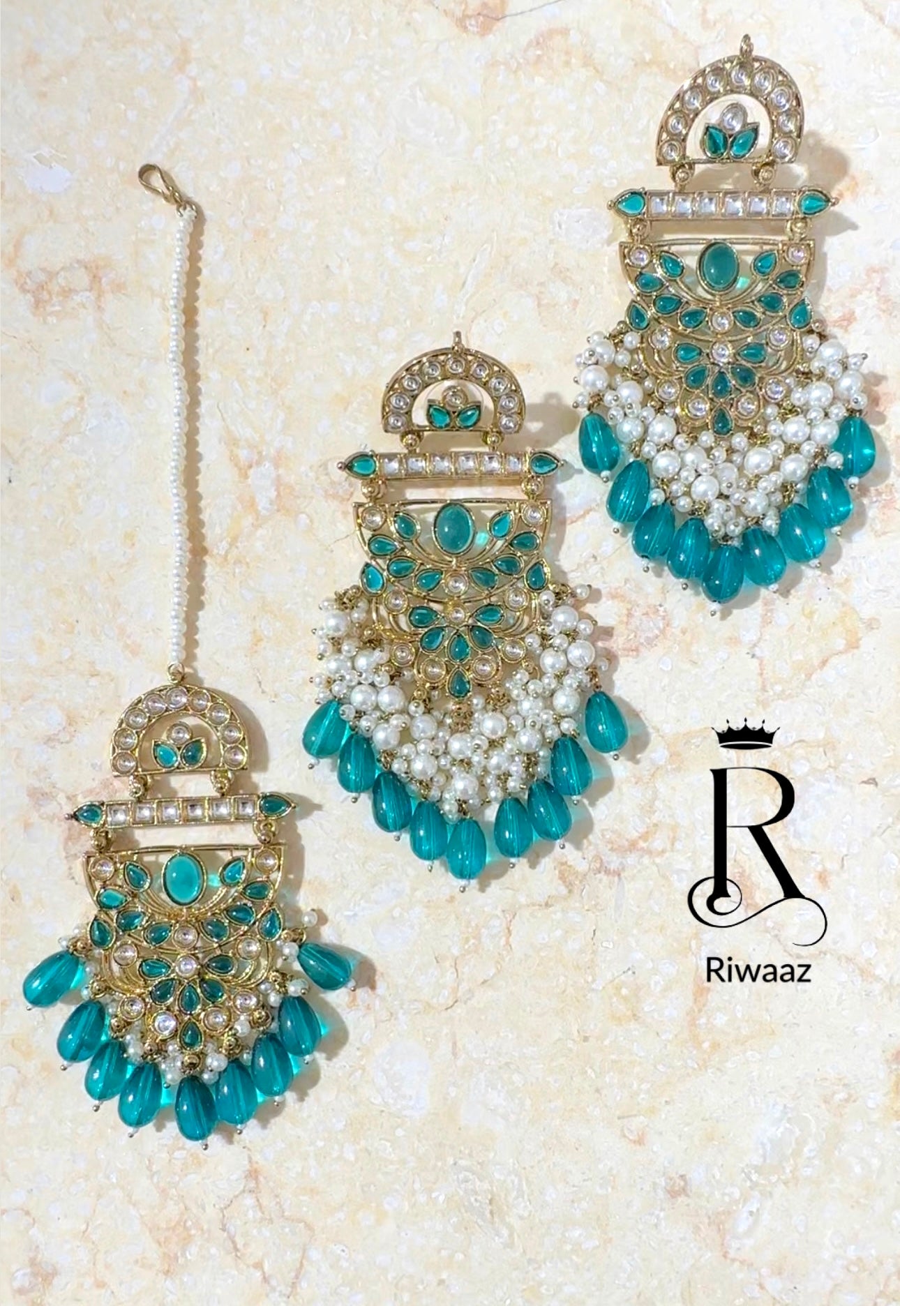 Aisha - Earring and Tikka Set