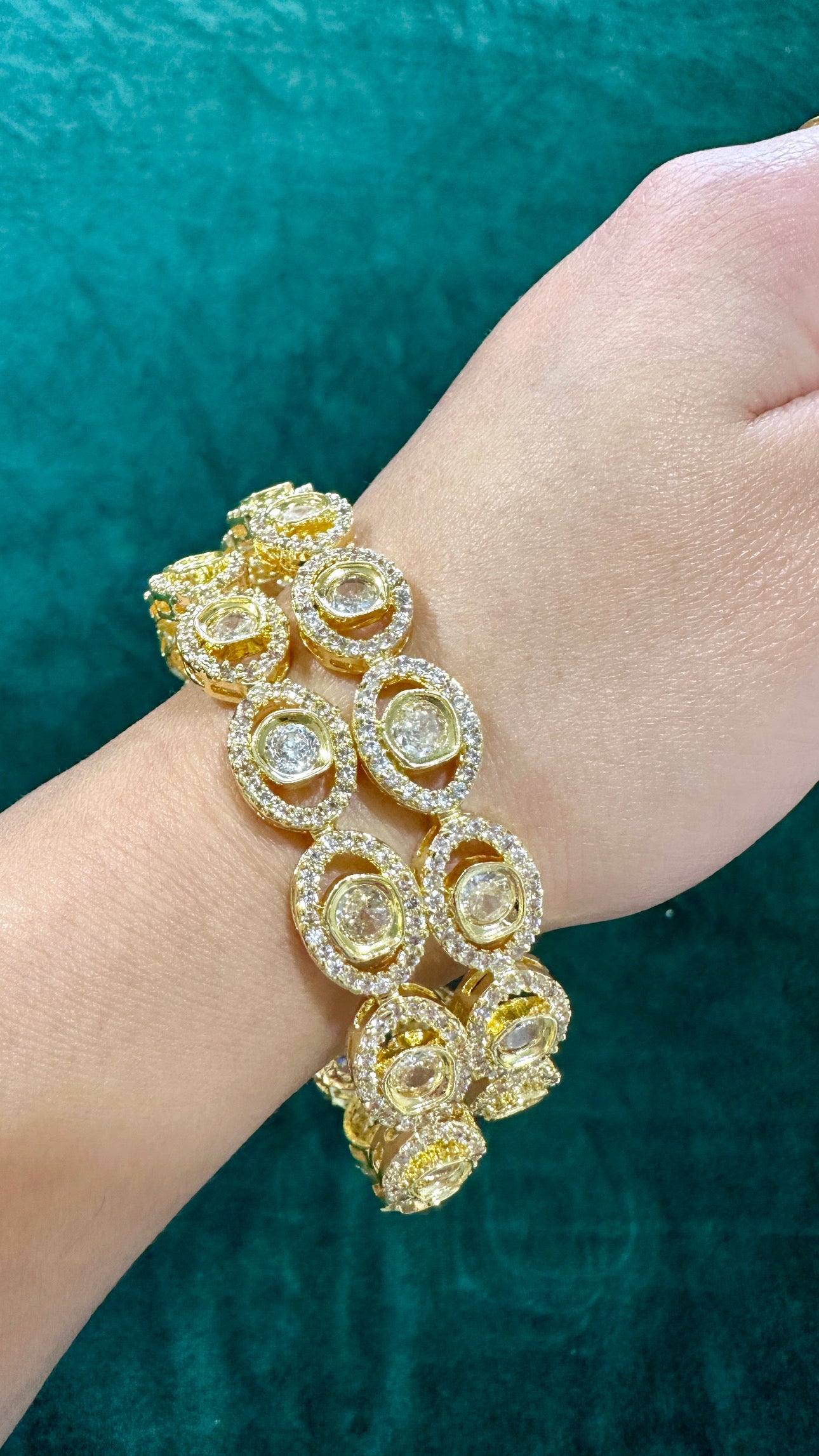 Eshana AD Bangle/Kangan Set