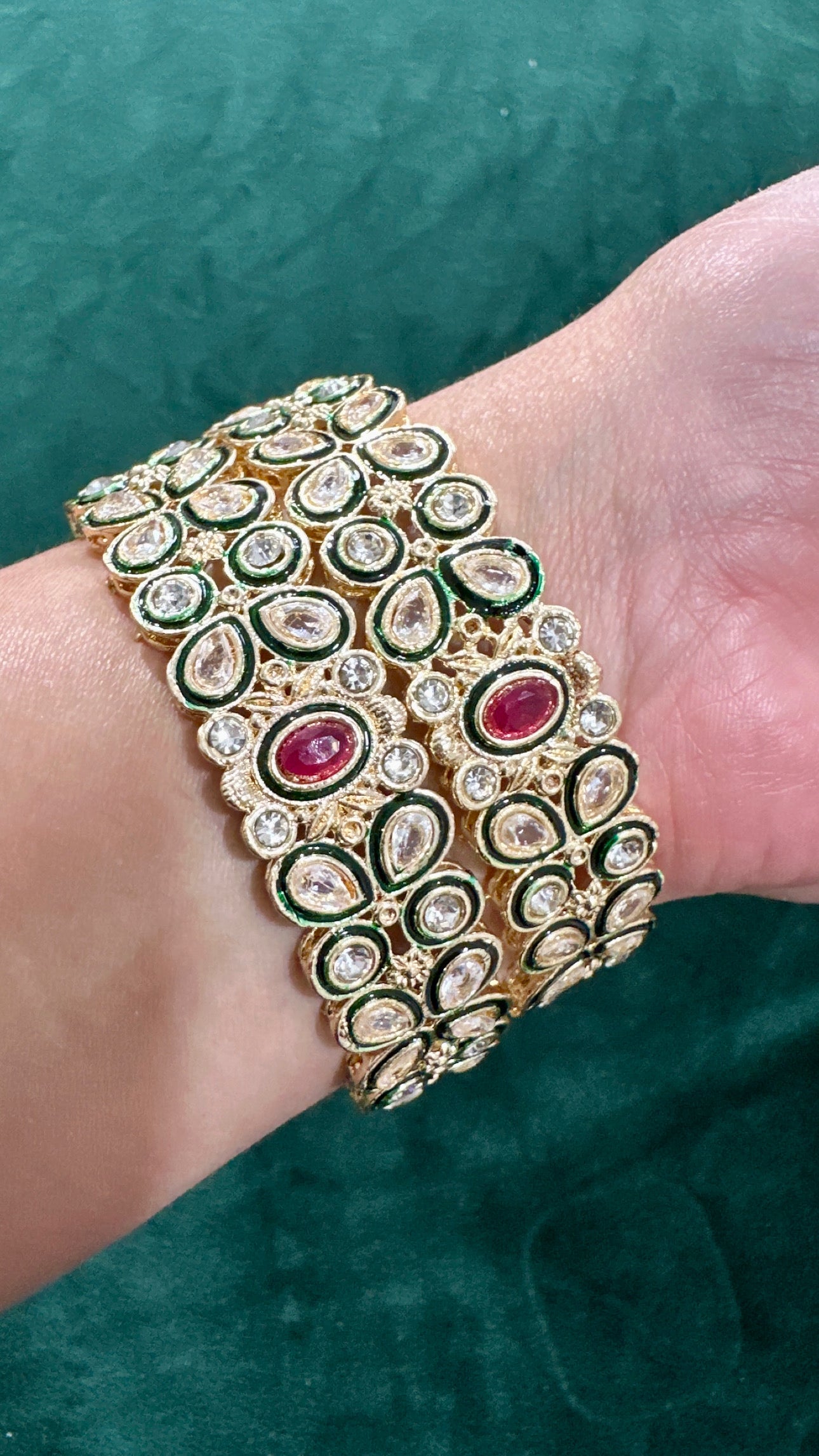 Navya bangles Set