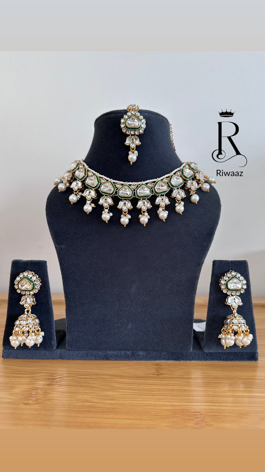 Asha - Chocker Set