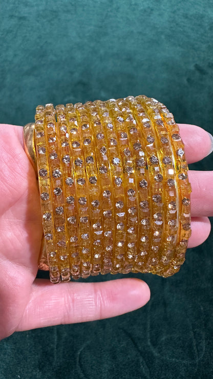 Darshana Glass Bangle set