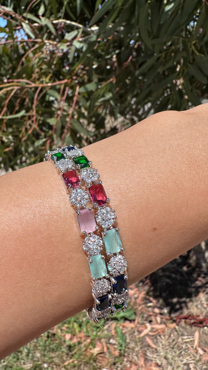 Jiyana AD Bangle Set