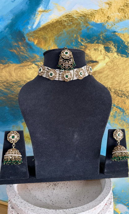 Saanvi - Choker Set