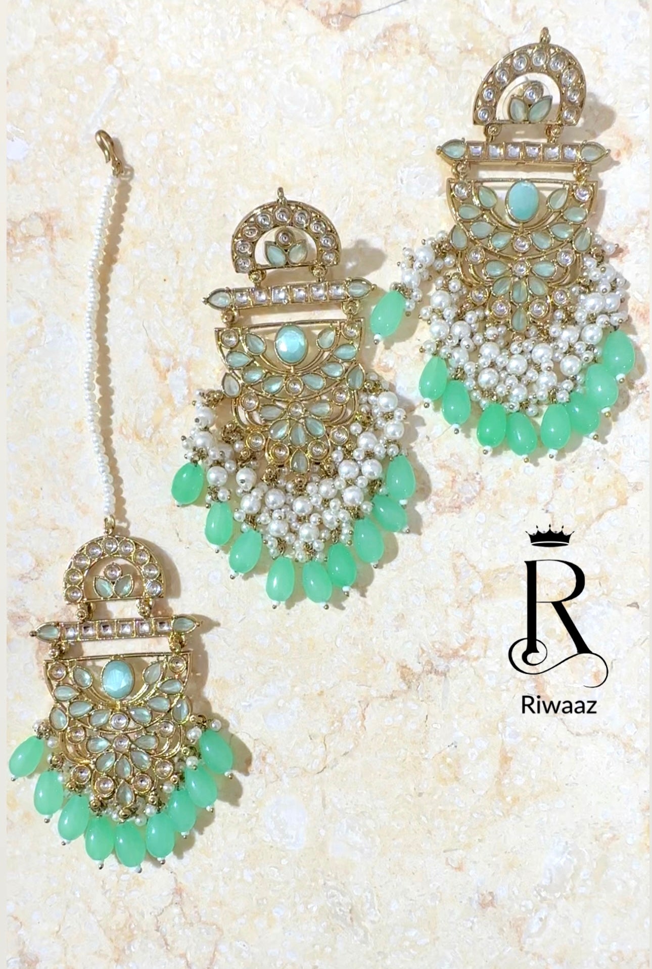 Aisha - Earring and Tikka Set