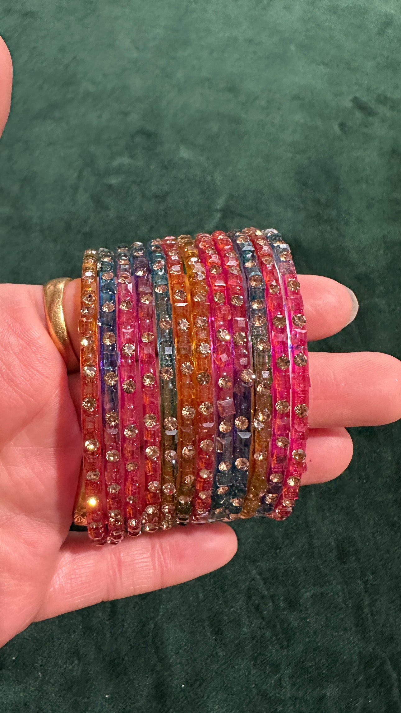 Darshana Glass Bangle set