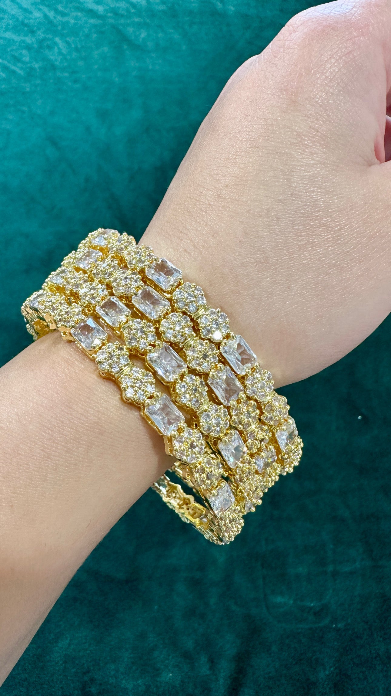 Divya AD Bangle/Kangan Set