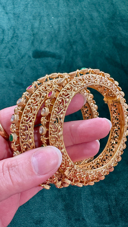 Dipa Gold Look Kangan/Kada Set Antique