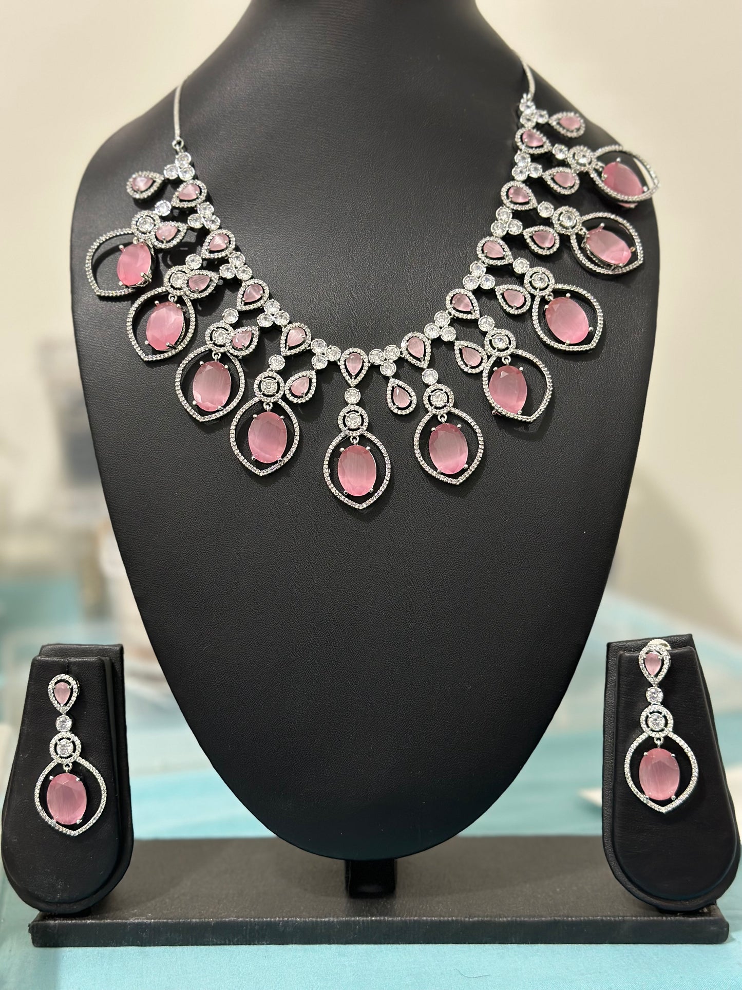 Inaaya Necklace set