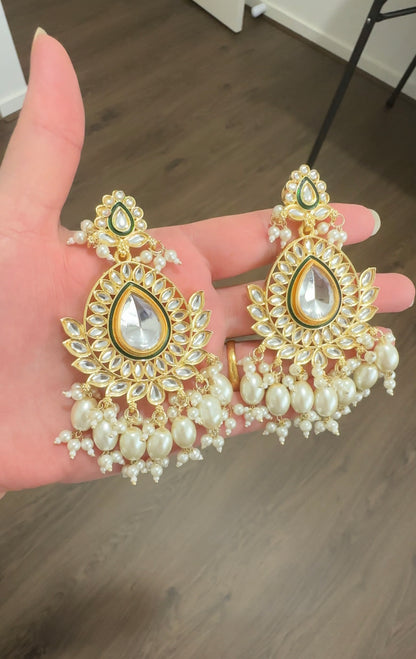 Hema - Earrings