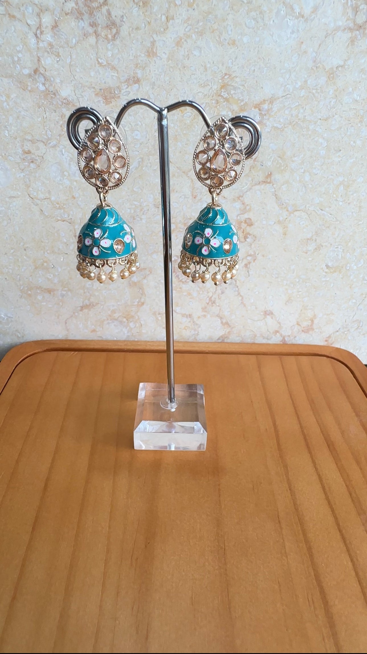 Anisha - Jhumki