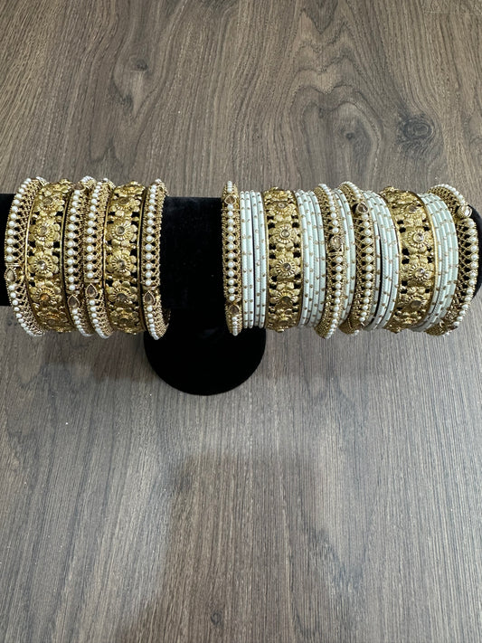 Jaya Bangle Set