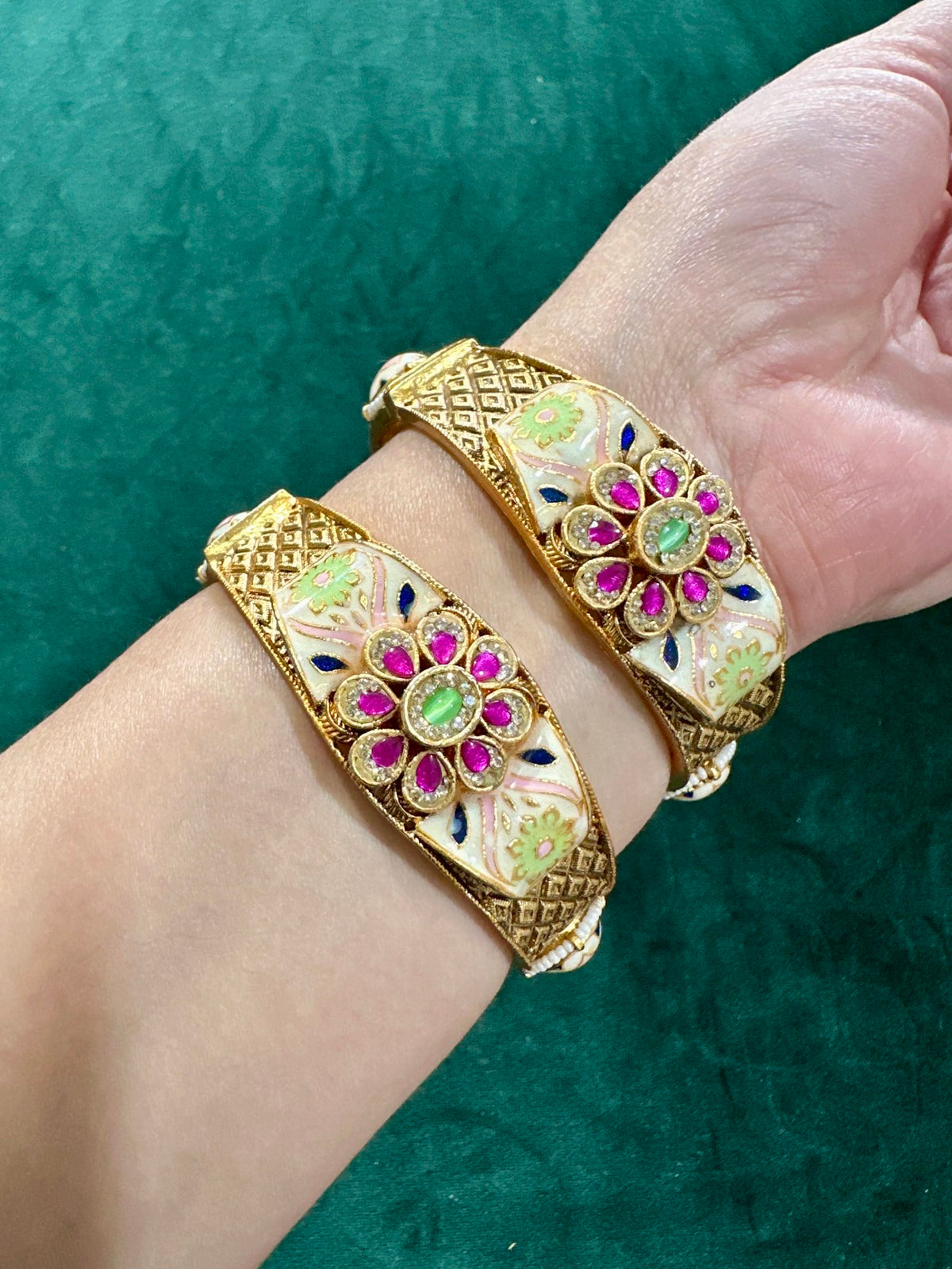 Aaradhya Gold Plated Meenakari Kundan Kangans – Set of 2