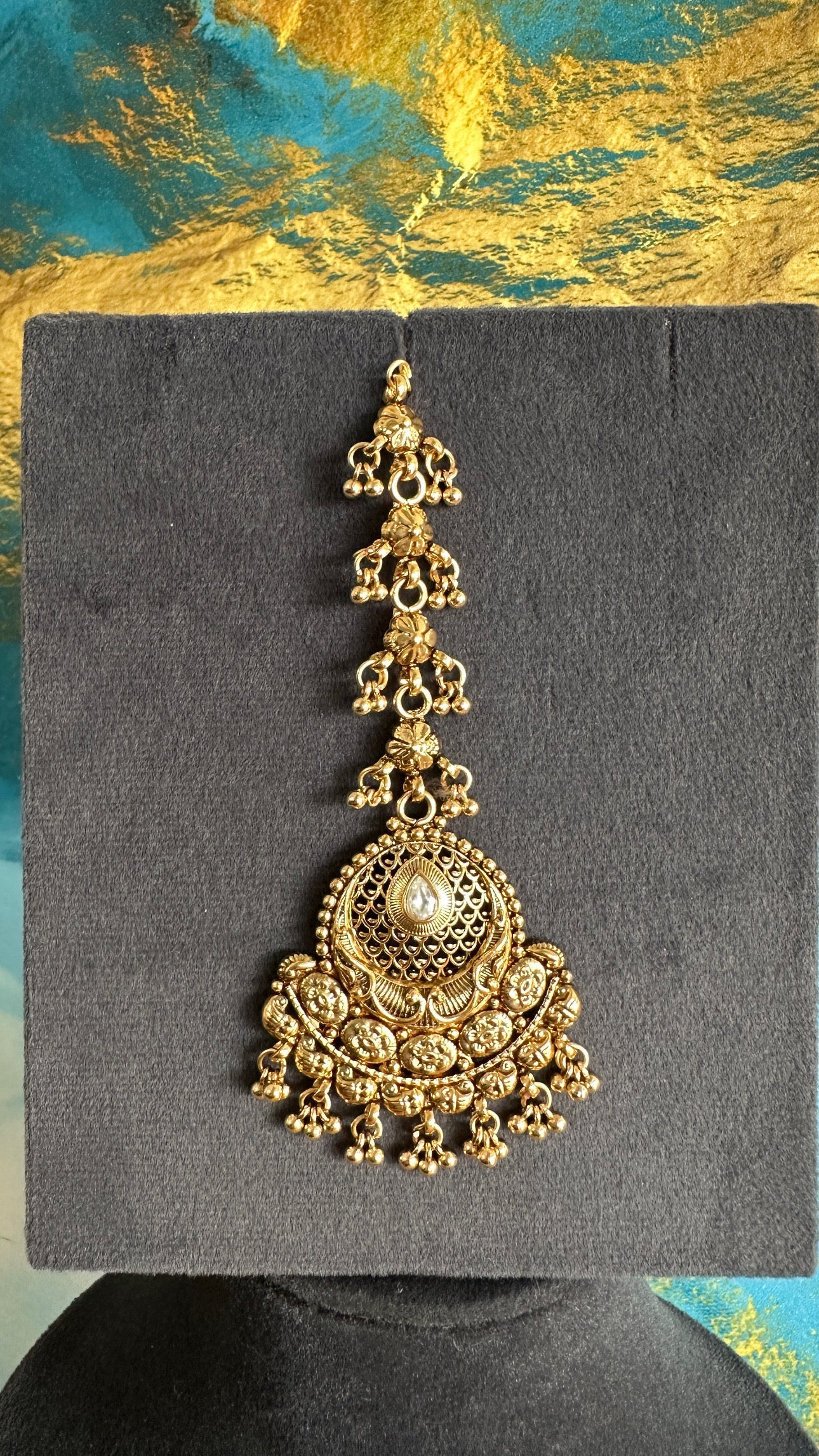 Aman- Gold plated Chocker Set