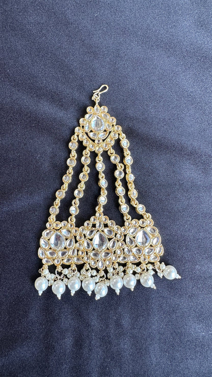 Ava Kundan Passa