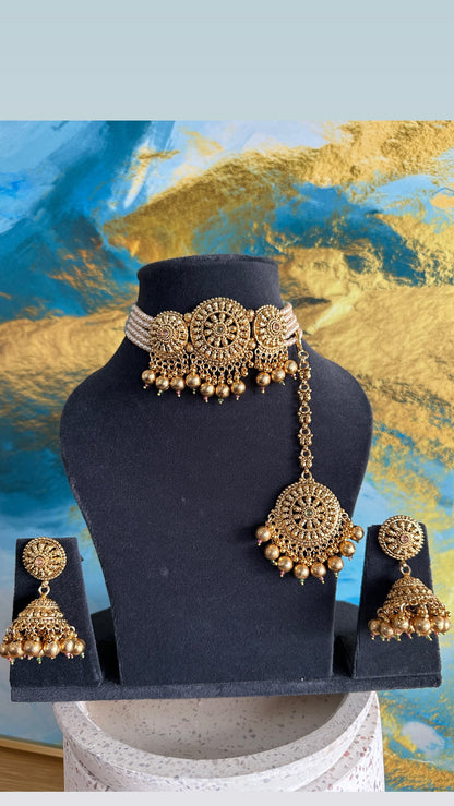 Dipti - Gold plated Chocker Set