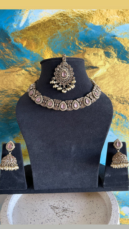 Kriti- Choker Set
