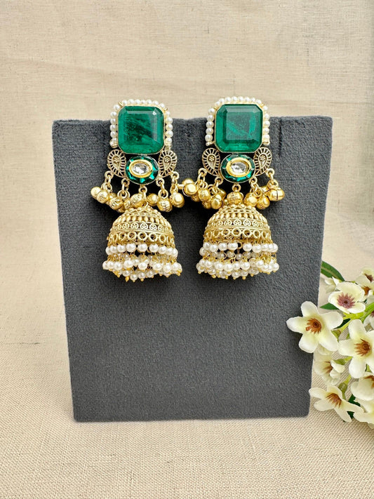 Manika Kashmiri jhumka