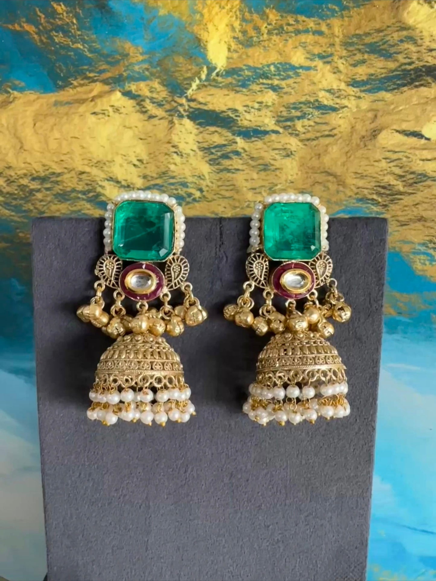 Manika Kashmiri jhumka