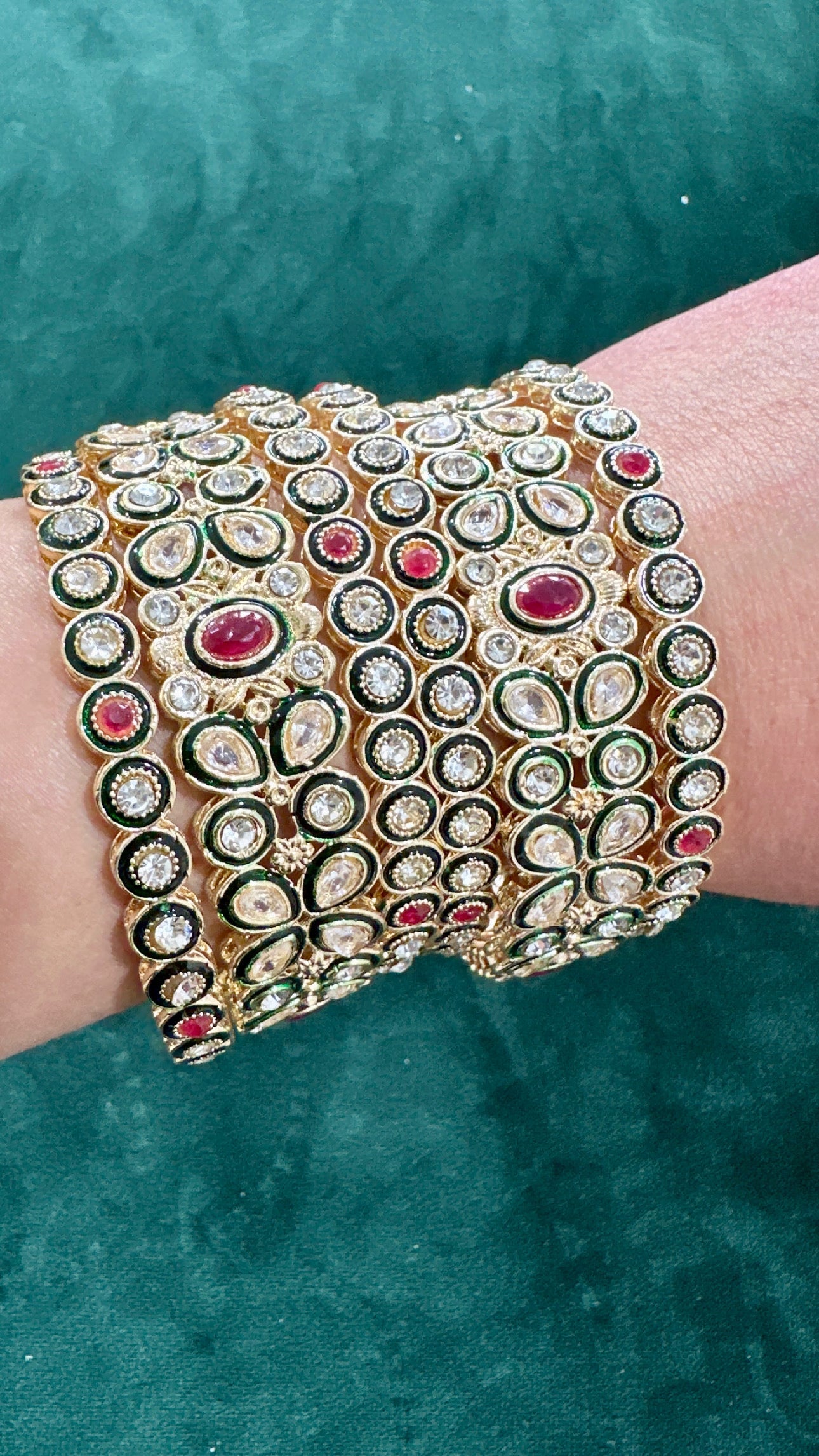 Navya bangles Set