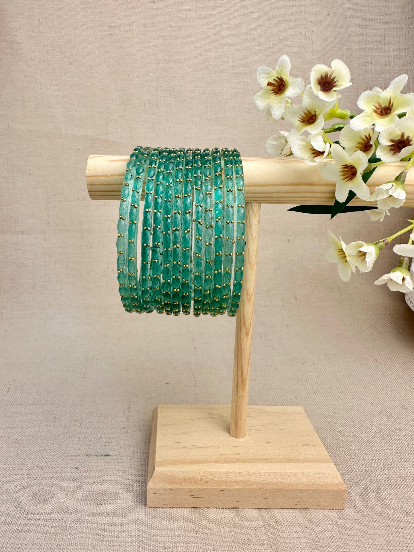 Ruhani Raindrop Glass Bangles in Mint Green