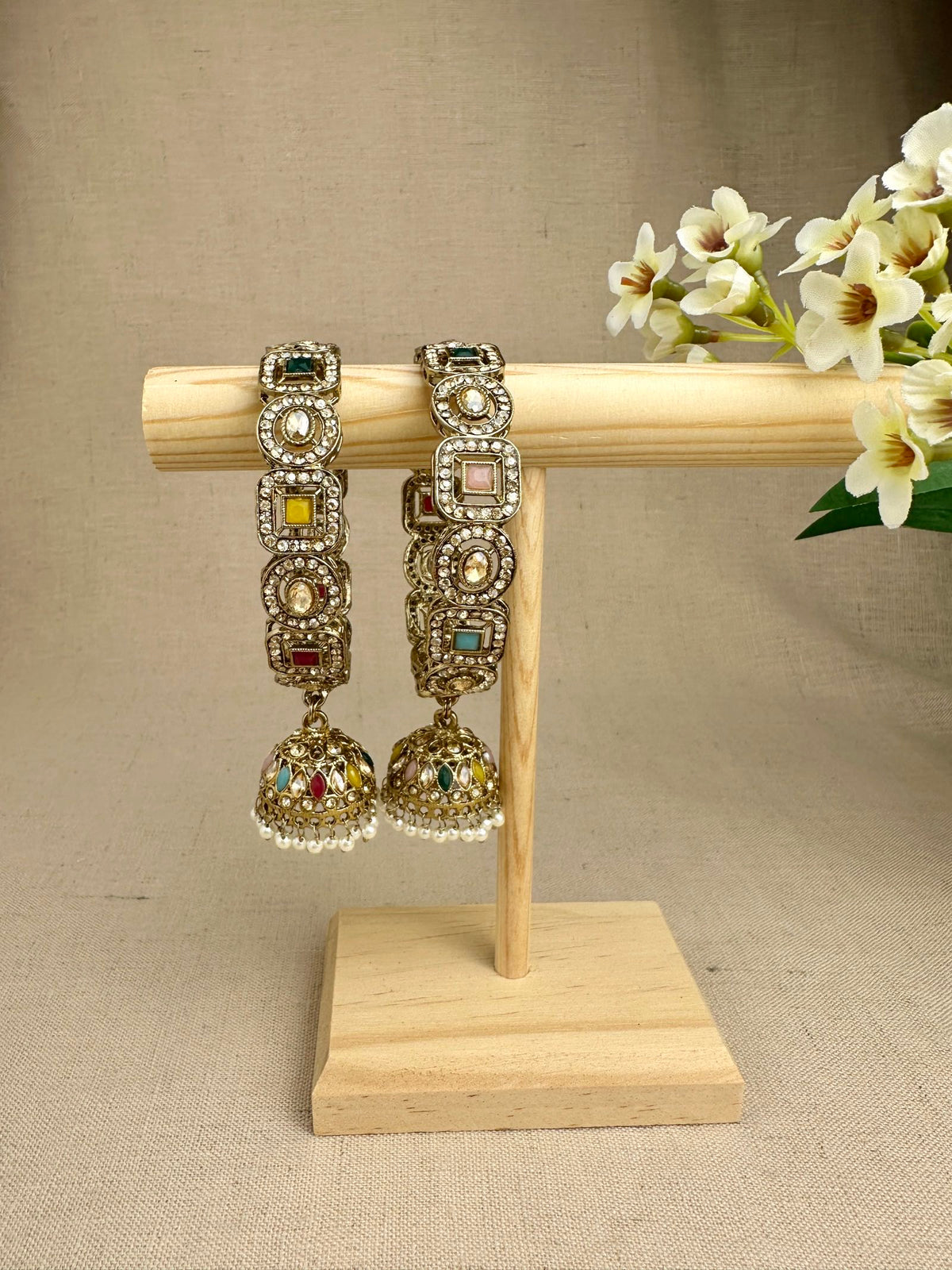 Saanjh Multicolour pearl jhumki kangan set of two