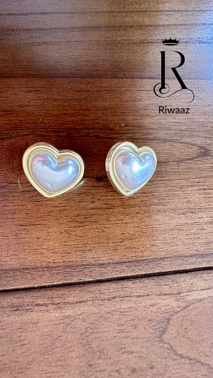 Sofia- Pearl Studs