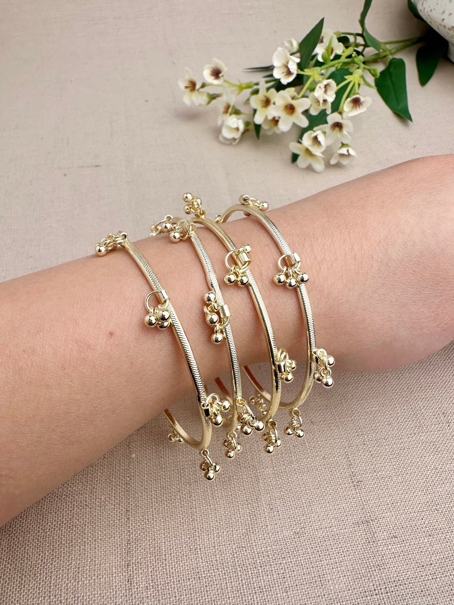 Zareen Premium Kashmiri Ghungroo Bangles – Set of 4